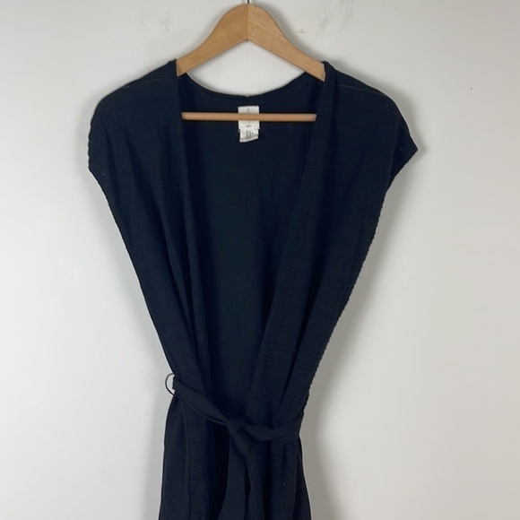 Joie Sleeveless Cardigan Vest Size Medium Black - Picture 2 of 7